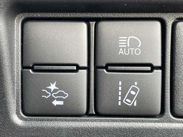 ヴォクシー ハイブリッドZS 煌III トヨタセーフティセンス・パーキングサポートブレーキ・アルパイン9インチメモリーナビ・フルセグTV・BTオーディオ・DVD再生・フロント/サイド/バックカメラ・スマートエントリー&ス(6枚目)