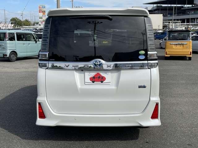 ヴォクシー ハイブリッドZS 煌III トヨタセーフティセンス・パーキングサポートブレーキ・アルパイン9インチメモリーナビ・フルセグTV・BTオーディオ・DVD再生・フロント/サイド/バックカメラ・スマートエントリー&ス(42枚目)