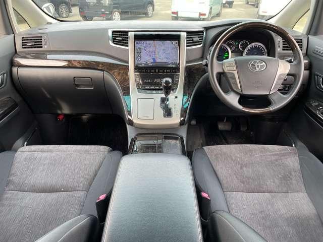 ヴェルファイアハイブリッド ＺＲ　アルパイン９型ナビ／１０．１型フリップダウンモニター／両側パワースライドドア／パワーバックドア／ＥＴＣ／純正１６ＡＷ／スマートキー／ティスチャーシ／ウィンカーミラー（5枚目）