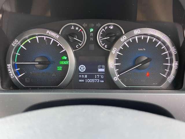 ヴェルファイアハイブリッド ＺＲ　アルパイン９型ナビ／１０．１型フリップダウンモニター／両側パワースライドドア／パワーバックドア／ＥＴＣ／純正１６ＡＷ／スマートキー／ティスチャーシ／ウィンカーミラー（22枚目）