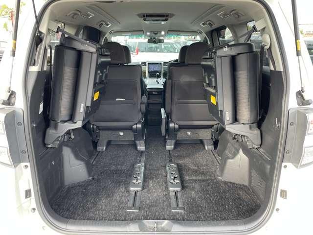 ヴェルファイアハイブリッド ＺＲ　アルパイン９型ナビ／１０．１型フリップダウンモニター／両側パワースライドドア／パワーバックドア／ＥＴＣ／純正１６ＡＷ／スマートキー／ティスチャーシ／ウィンカーミラー（31枚目）