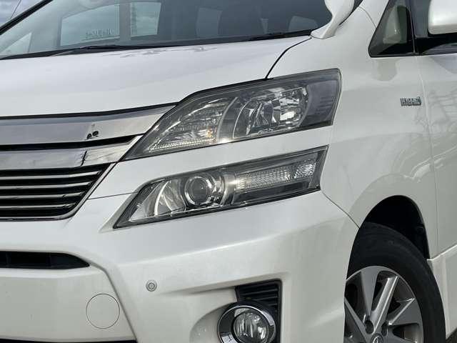 ヴェルファイアハイブリッド ＺＲ　アルパイン９型ナビ／１０．１型フリップダウンモニター／両側パワースライドドア／パワーバックドア／ＥＴＣ／純正１６ＡＷ／スマートキー／ティスチャーシ／ウィンカーミラー（32枚目）