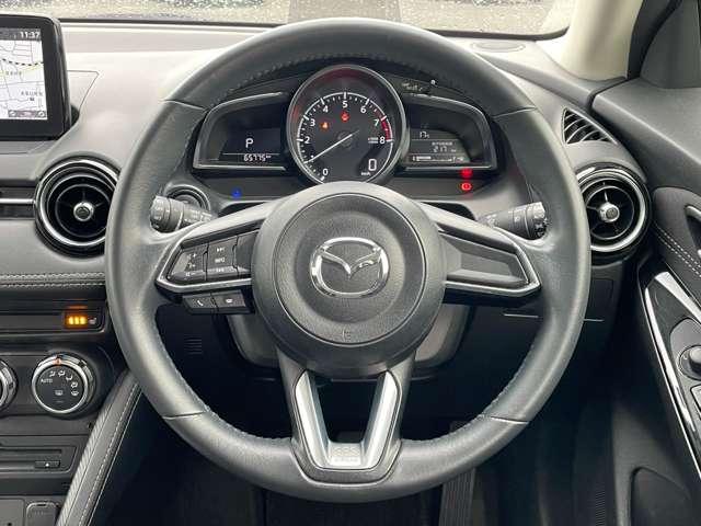 デミオ 13Sツーリング 禁煙車/スマートシティブレーキサポート/BSM/マツダコネクトSDコネナビ/LEDヘッドライト&フォグ/前席ヒーター/BTオーディオ/DVD再生可能/バックカメラ/アドバンスドキー/純正15アルミ(22枚目)