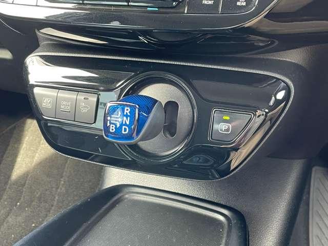 プリウス Sツーリングセレクション トヨタセーフティセンス/モデリスタエアロ/レイズ19インチAW/社外RS-Rスプリング/純正SDナビ/Bluetooth//バックカメラ/LEDヘッドライト/スマートキー/PKSB&クリアランスソナー(24枚目)