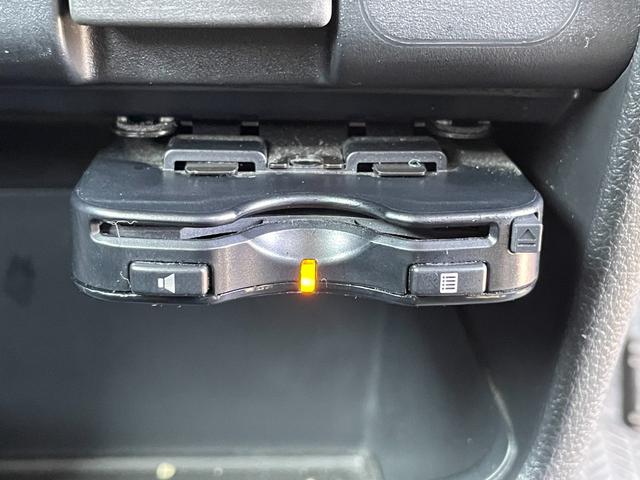 Ｎ－ＢＯＸカスタム Ｇ・Ａパッケージ　禁煙車／ＣＴＢＡ（衝突被害軽減ブレーキ）／パワースライドドア／ストラーダナビ／ＢＴオーディオ／スマートキー／ディスチャージ／ＥＴＣ／純正１４インチアルミ／ベンチシート／純正１４インチアルミ（9枚目）