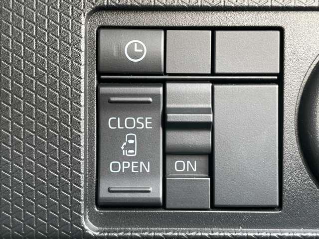 「パワースライドドア」　左側スライドドアは電動開閉が可能♪車内のスイッチやキーで操作ができます♪