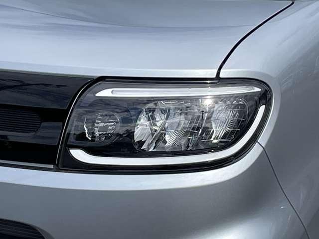 「ＬＥＤヘッドライト」　発光ダイオード（ＬＥＤ）を光源とするヘッドライト♪点灯して瞬時に最大光量になるという反応の良さがＬＥＤの優れた特徴です♪