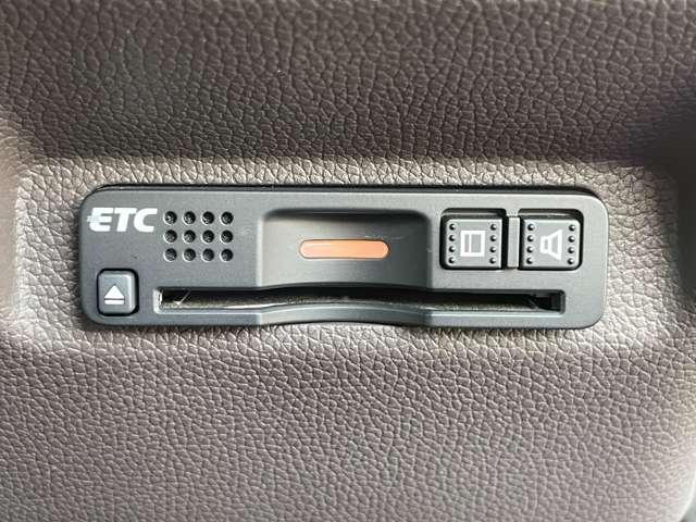 フリードハイブリッド ハイブリッド・Gホンダセンシング ホンダセンシング/両側電動スライドドア/Bluetooth対応ギャザーズメモリーナビ&連動ETC/フルセグTV/バックカメラ/スマートキー/LEDヘッドライト/社外15インチアルミ/ウィンカーミラー(14枚目)