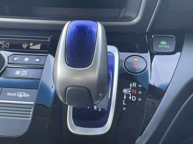 フリードハイブリッド ハイブリッド・Gホンダセンシング 禁煙車/ホンダセンシング/モデューロフロントバンパー/両側パワースライドドア/純正メモリーナビ/バックカメラ/BTオーディオ/ETC/スマートキー/LEDヘッドライト/アダプティブクルーズコントロール(19枚目)