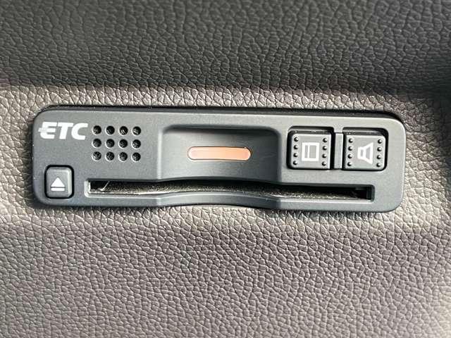 フリードハイブリッド ハイブリッド・Gホンダセンシング 禁煙車/ホンダセンシング/両側電動スライドドア/Bluetooth対応ギャザーズSDナビ&連動ETC/フルセグTV/DVD再生/バックカメラ/スマートキーシステム/LEDヘッドライト/ウインカーミラー(12枚目)