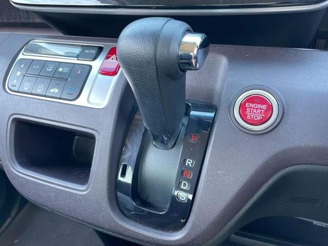 N-ONE プレミアム ツアラー・Lパッケージ カロッツェリアナビ/フルセグTV/DVD再生/スマートキー/HIDヘッドライト/パドルシフト/クルーズコントロール/純正15インチアルミ/ベンチシート/フォグランプ(13枚目)