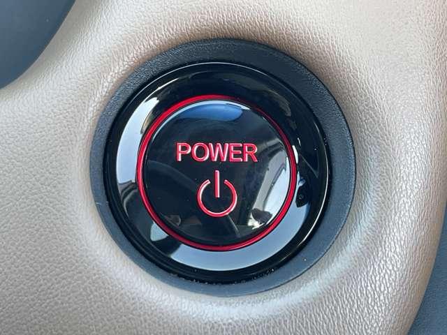 フィット e:HEVリュクス 禁煙車/ホンダセンシング/Bluetooth対応ギャザーズ9インチメモリーナビ/フルセグTV/バック&フロントカメラ/コーナーセンサー/シートヒーター/ハンドルヒーター/ワイヤレス充電(11枚目)