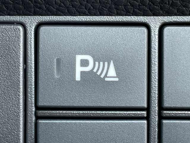 フィット e:HEVリュクス 禁煙車/ホンダセンシング/Bluetooth対応ギャザーズ9インチメモリーナビ/フルセグTV/バック&フロントカメラ/コーナーセンサー/シートヒーター/ハンドルヒーター/ワイヤレス充電(19枚目)