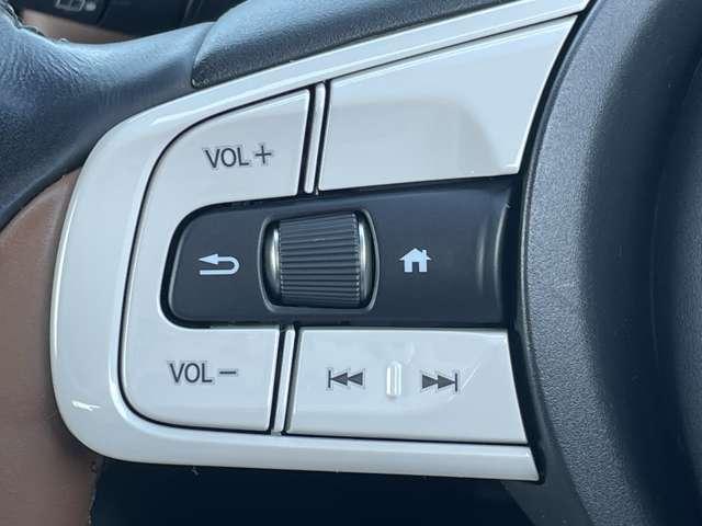 フィット e:HEVリュクス 禁煙車/ホンダセンシング/Bluetooth対応ギャザーズ9インチメモリーナビ/フルセグTV/バック&フロントカメラ/コーナーセンサー/シートヒーター/ハンドルヒーター/ワイヤレス充電(31枚目)