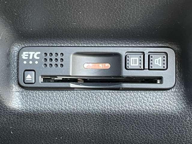 シャトル 1.5ハイブリッド ホンダセンシング 5名 禁煙車/衝突被害軽減ブレーキ/アダプティブクルーズコントロール/バックカメラ/ギャザーズSDナビ&連動ETC/BTオーディオ/DVD再生/フルセグ(13枚目)