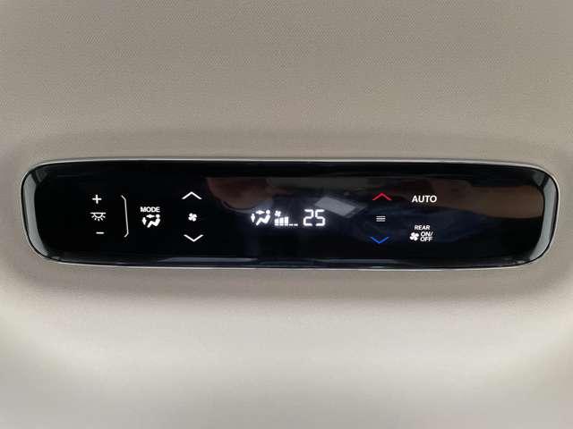 オデッセイハイブリッド e:HEVアブソルート・EX 禁煙車/ホンダセンシング/マルチビューカメラシステム/両側電動ドア/前席シートヒーター/前席パワーシート/フリップダウンモニター/コーナーセンサー/Bluetooth対応対応メモリーナビ(12枚目)