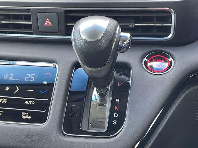 オデッセイハイブリッド e:HEVアブソルート・EX 禁煙車/ホンダセンシング/マルチビューカメラシステム/両側電動ドア/前席シートヒーター/前席パワーシート/フリップダウンモニター/コーナーセンサー/Bluetooth対応対応メモリーナビ(32枚目)