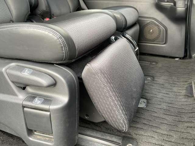 オデッセイハイブリッド e:HEVアブソルート・EX 禁煙車/ホンダセンシング/マルチビューカメラシステム/両側電動ドア/前席シートヒーター/前席パワーシート/フリップダウンモニター/コーナーセンサー/Bluetooth対応対応メモリーナビ(37枚目)