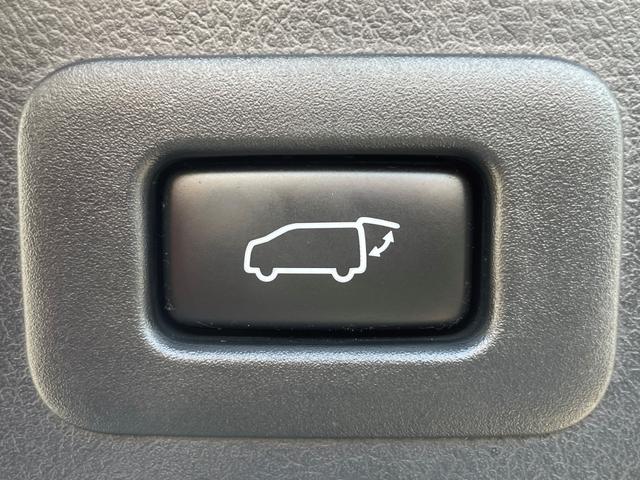 アルファード ２．５Ｓ　Ｃパッケージ　ワンオーナー／プリクラッシュセーフティ／フリップダウンモニター／純正１０インチＳＤナビ／バックカメラ／パワーバックドア／両側パワースライドドア／ＬＥＤヘッドライト／インテリジェントクリアランスソナー（9枚目）