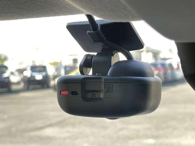 ワゴンR ハイブリッドFX リミテッド デュアルセンサーブレーキサポート/全方位モニター純正/シートヒーター/OPパナソニックSDナビ/フルセグTV/BTオーディオ/DVD再生/キーレススタートシステム/LEDヘッドライト&LEDフォグ(13枚目)