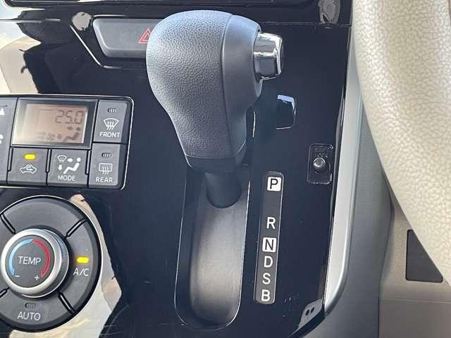 タント Ｘ　ＳＡＩＩ　スマートアシストＩＩ／カロッツェリアメモリーナビ／フルセグＴＶ／ＢＴオーディオ／ＤＶＤ再生／バックカメラ／キーフリーシステム／パワースライドドア／Ｒスポイラー／ベンチシート／ＥＴＣ（17枚目）