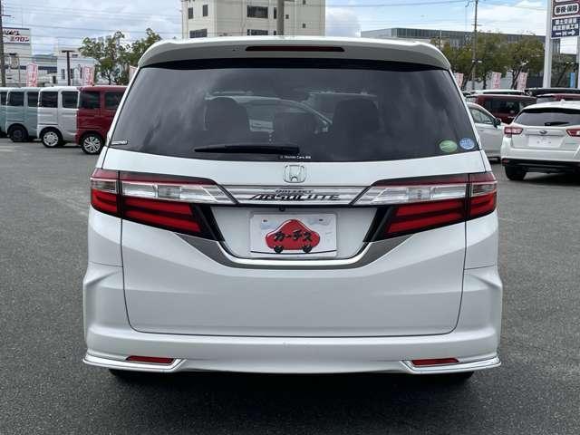 オデッセイ アブソルート・２０ｔｈアニバーサリー　シティブレーキアクティブ／メーカーインターナビ＆連動ＥＴＣ／フリップダウンモニター／フルセグＴＶ／ＢＴオーディオ／ＤＶＤ再生／バックカメラ／スマートキー／両側パワースライドドア／純正アルミホイール（36枚目）