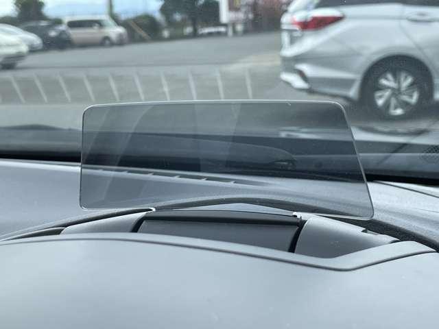 アクセラスポーツ ２０Ｓツーリング　Ｌパッケージ　スマートブレーキ／スマートシティブレーキサポート／レーダークルーズコントロール／ＢＳＭ／本革シート／マツダコネクトＳＤナビ／フルセグＴＶ／ＢＴオーディオ／ＤＶＤ再生／バックカメラ（17枚目）