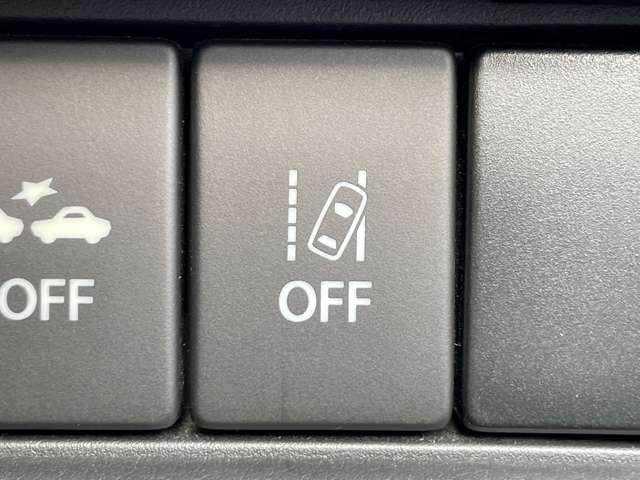 スイフトスポーツ セーフティパッケージ ワンオーナー/6速MT/デュアルカメラブレーキサポート/アダプティブクルーズコントロール/ストラーダSDナビ/フルセグTV/BTオーディオ/DVD再生/バックカメラ/キーレススタートシステム(15枚目)