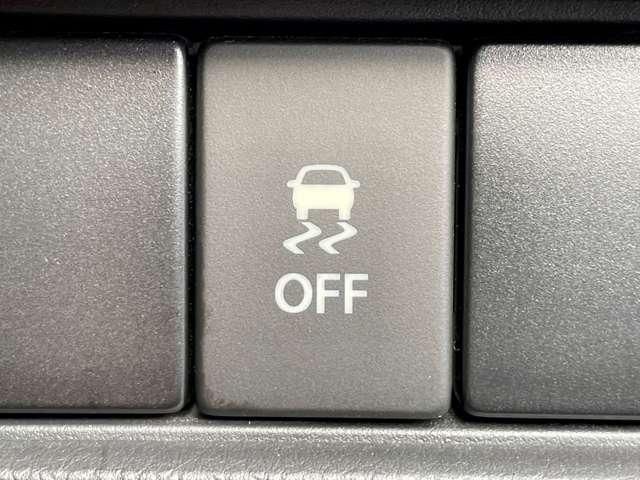 スイフトスポーツ セーフティパッケージ ワンオーナー/6速MT/デュアルカメラブレーキサポート/アダプティブクルーズコントロール/ストラーダSDナビ/フルセグTV/BTオーディオ/DVD再生/バックカメラ/キーレススタートシステム(16枚目)