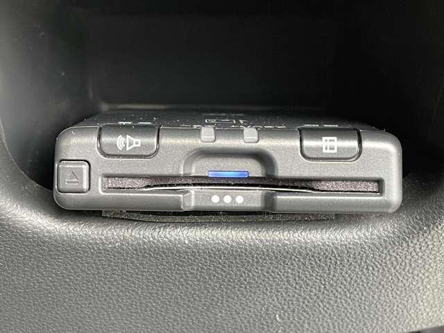 ムーヴ カスタム　ＲＳ　ハイパーリミテッドＳＡＩＩＩ　スマートアシストＩＩＩ／パノラマモニター／純正８インチＳＤナビ／フルセグＴＶ／ＢＴオーディオ／ＤＶＤ再生／キーフリーシステム／ＬＥＤヘッドライト＆ＬＥＤフォグ／社外１６インチアルミ（13枚目）