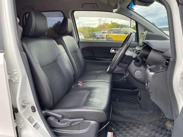 ムーヴ カスタム　ＲＳ　ハイパーリミテッドＳＡＩＩＩ　スマートアシストＩＩＩ／パノラマモニター／純正８インチＳＤナビ／フルセグＴＶ／ＢＴオーディオ／ＤＶＤ再生／キーフリーシステム／ＬＥＤヘッドライト＆ＬＥＤフォグ／社外１６インチアルミ（25枚目）