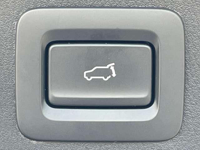 CX-8 XD エクスクルーシブモード I-ACTIVSENSE/360°ビューモニター/マツダコネクトナビ/サンルーフ/パワーバックドア/19インチAW/レザーシート/アドバンストキー/ルーフレール(7枚目)