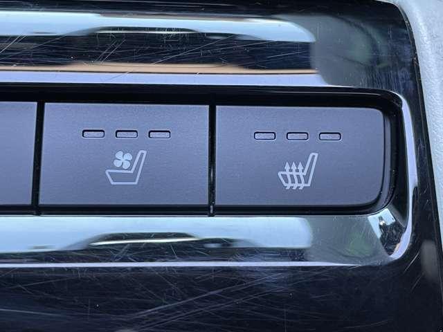 CX-8 XD エクスクルーシブモード I-ACTIVSENSE/360°ビューモニター/マツダコネクトナビ/サンルーフ/パワーバックドア/19インチAW/レザーシート/アドバンストキー/ルーフレール(9枚目)