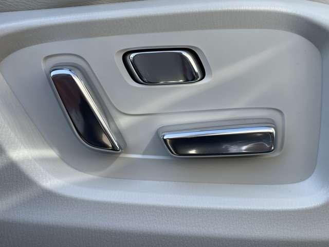 CX-8 XD エクスクルーシブモード I-ACTIVSENSE/360°ビューモニター/マツダコネクトナビ/サンルーフ/パワーバックドア/19インチAW/レザーシート/アドバンストキー/ルーフレール(11枚目)