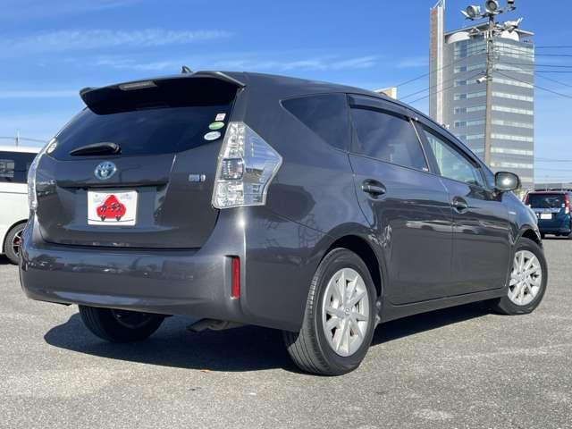 プリウスアルファ Ｓ　純正８インチＨＤＤナビ＆連動ＥＴＣ／フルセグＴＶ／ＢＴオーディオ／ＤＶＤ再生／バックカメラ／スマートエントリー＆スタートシステム／純正１６インチアルミ／Ｒスポイラー／フォグランプ（4枚目）