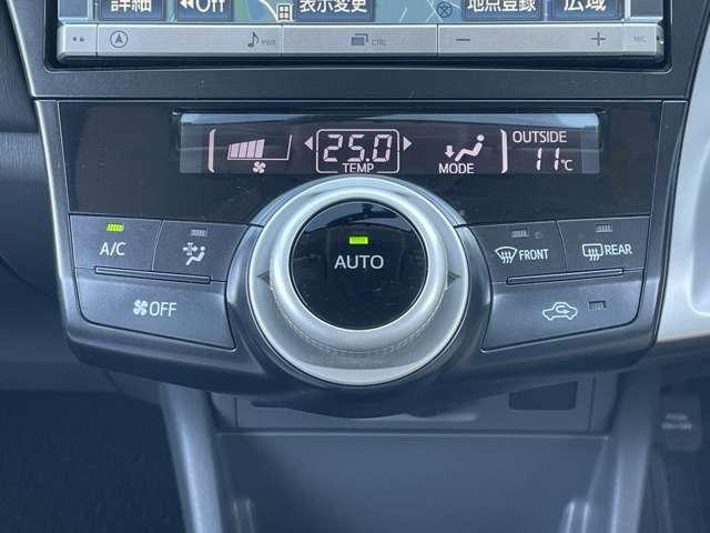 プリウスアルファ Ｓ　純正８インチＨＤＤナビ＆連動ＥＴＣ／フルセグＴＶ／ＢＴオーディオ／ＤＶＤ再生／バックカメラ／スマートエントリー＆スタートシステム／純正１６インチアルミ／Ｒスポイラー／フォグランプ（13枚目）