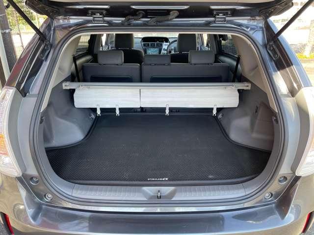 プリウスアルファ Ｓ　純正８インチＨＤＤナビ＆連動ＥＴＣ／フルセグＴＶ／ＢＴオーディオ／ＤＶＤ再生／バックカメラ／スマートエントリー＆スタートシステム／純正１６インチアルミ／Ｒスポイラー／フォグランプ（24枚目）