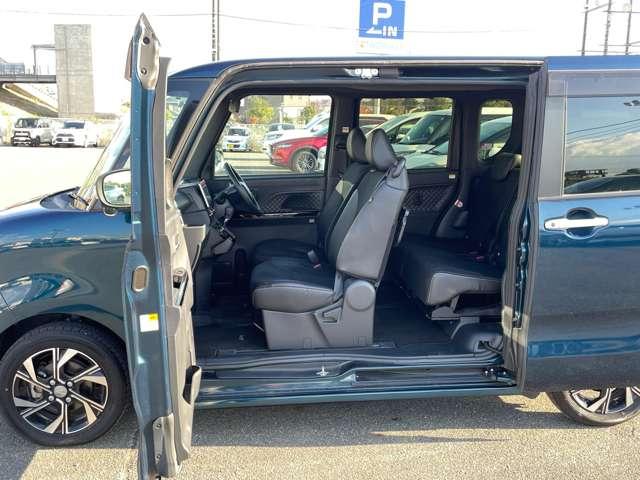 タント 660カスタムX 4名 禁煙車/両側電動スライドドア/スマートアシスト/パノラマモニター/純正9インチSDナビ/フルセグTV/BTオーディオ/DVD再生/キーフリーシステム/LEDヘッドライト&フォグ/前席シートヒーター(6枚目)