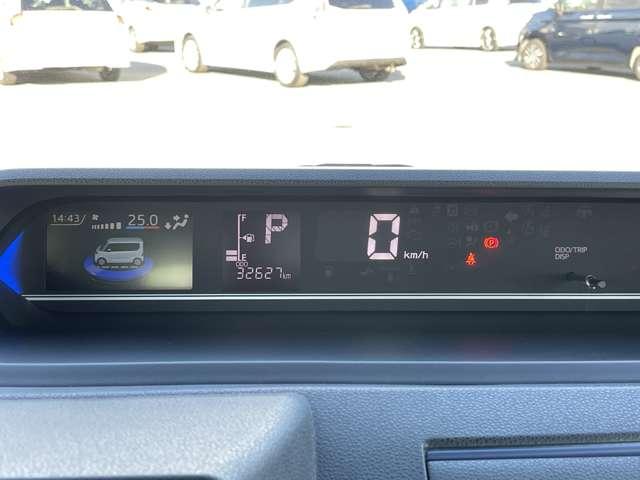タント 660カスタムX 4名 禁煙車/両側電動スライドドア/スマートアシスト/パノラマモニター/純正9インチSDナビ/フルセグTV/BTオーディオ/DVD再生/キーフリーシステム/LEDヘッドライト&フォグ/前席シートヒーター(18枚目)