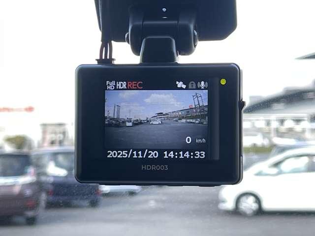 エブリイワゴン ＰＺターボ　ハイルーフ　禁煙車／リフトアップ車／スズキセーフティーサポート／ナソニック９インチＳＤナビ／フルセグＴＶ／ＢＴオーディオ／バックカメラ／Ｒパーキングセンサー／キーレススタートシステム／パワースライドドア（16枚目）