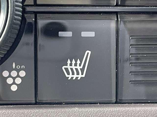 N-BOX 660G EXホンダセンシング 4名 ワンオーナー/禁煙車/ホンダセンシング/片側電動ドア/アダプティブクルーズコントロール/ギャザーズナビ/バックカメラ/ETC/LEDヘッドライト/シートヒーター/DVD再生/BT接続/ベンチシート(10枚目)