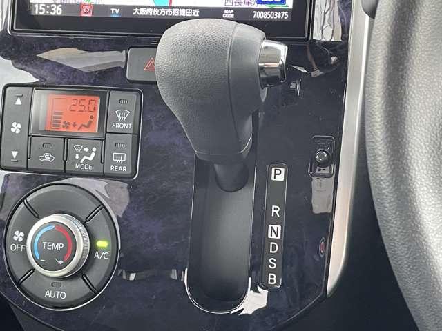 タント カスタムＸ　トップエディションＶＳ　ＳＡＩＩＩ　ワンオーナー／スマートアシスト／衝突回避支援ブレーキ／パノラマモニター／両側パワースライドドア／ミラクルオープンドア／運転席シートヒーター／８型ナビ／ＤＶＤ再生／ＢＴ接続／純正アルミホイール／ドラレコ（20枚目）