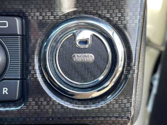 クラウンハイブリッド アスリートＳ　ブラックスタイル　サンルーフ／プリクラッシュセーフティ／レーダークルーズコントロール／インテリジェントクリアランスソナー／純正ＨＤＤナビ＆連動ＥＴＣ／フルセグＴＶ／ＢＴオーディオ／ＤＶＤ再生（6枚目）