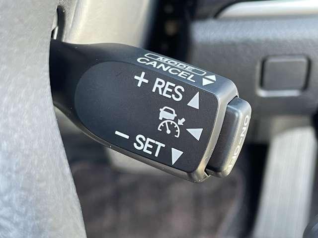 クラウンハイブリッド アスリートＳ　ブラックスタイル　サンルーフ／プリクラッシュセーフティ／レーダークルーズコントロール／インテリジェントクリアランスソナー／純正ＨＤＤナビ＆連動ＥＴＣ／フルセグＴＶ／ＢＴオーディオ／ＤＶＤ再生（20枚目）