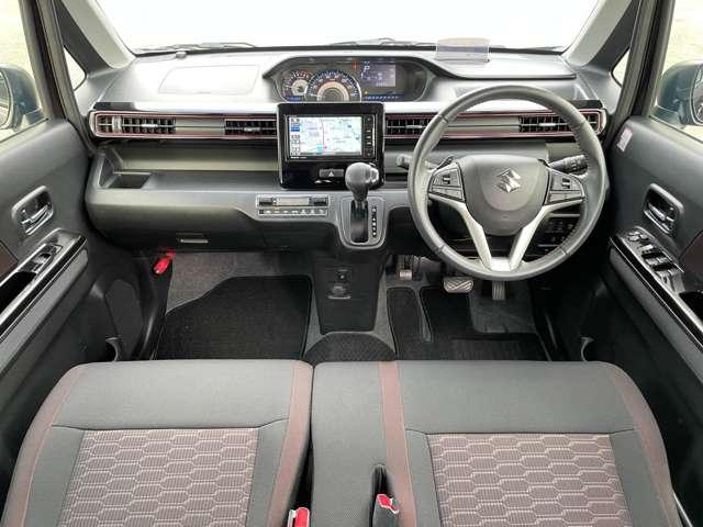 ワゴンＲスティングレー ハイブリッドＴ　デュアルセンサーブレーキサポート／ストラーダＳＤナビ／フルセグＴＶ／ＢＴオーディオ／ＤＶＤ再生／バックカメラ／キーレススタートシステム／ＬＥＤヘッドライト＆ＬＥＤフォグ／パドルシフト／シートヒーター（5枚目）