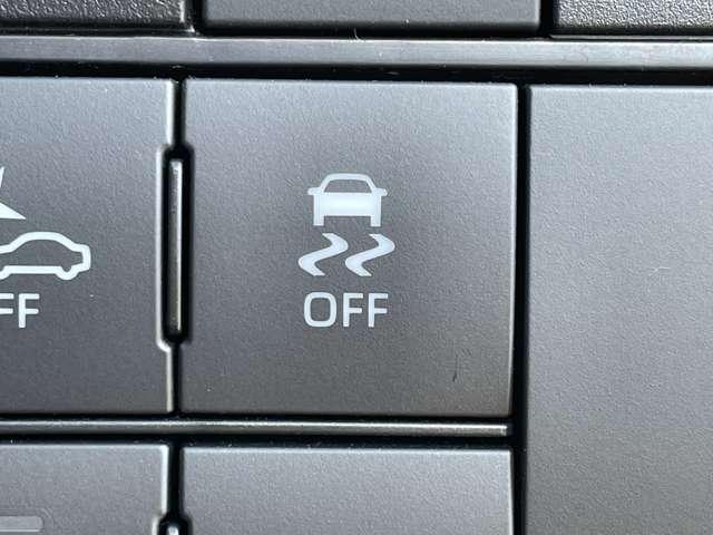 ロッキー プレミアム　スマートアシスト／アダプティブクルーズコントロール／パノラマモニター／純正ディスプレイオーディオ＆フルセグＴＶ／ＢＴオーディオ／キーフリーシステム／ＬＥＤヘッドライト＆ＬＥＤフォグ／シートヒーター（21枚目）