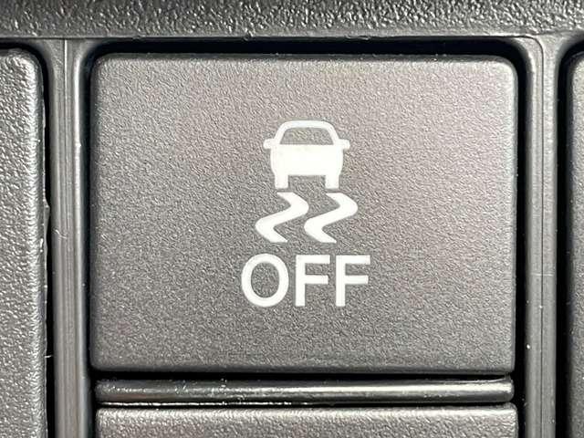 ＷＲ－Ｖ １．５Ｚプラス　ブラックスタイル　５名　禁煙車／ホンダセンシング／ＣＭＢＳ／アダプティブクルーズコントロール／パーキングセンサー／バックカメラ／ギャザーズ９インチナビ／フルセグ／ＢＴオーディオ／パドルシフト／ＥＴＣ／純正１７インチＡＷ（18枚目）