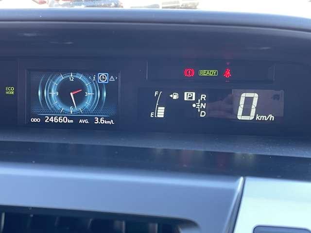 プリウスアルファ Ｓ　純正８インチＳＤナビ／フルセグＴＶ／ＢＴオーディオ／ＤＶＤ再生／バックカメラ／スマートエントリー＆スタートシステム／純正１６インチアルミ／ＬＥＤフォグ／ボイスコーナー／ＥＴＣ／社外革調シートカバー（15枚目）