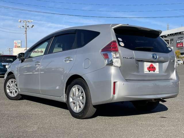 プリウスアルファ Ｓ　純正８インチＳＤナビ／フルセグＴＶ／ＢＴオーディオ／ＤＶＤ再生／バックカメラ／スマートエントリー＆スタートシステム／純正１６インチアルミ／ＬＥＤフォグ／ボイスコーナー／ＥＴＣ／社外革調シートカバー（30枚目）