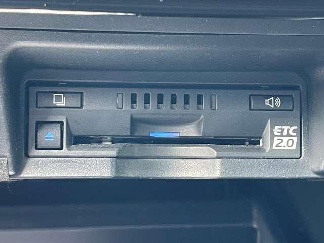 クラウンハイブリッド RS リミテッド トヨタセーフティセンス/レーダークルーズコントロール/パノラミックビューモニター/純正ナビ/ETC2.0/フルセグ/BTオーディオ/パーキングサポートブレーキ/LEDライト/シートヒーター(22枚目)